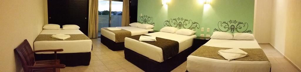 Angelo'S Hotel Плая дел Кармен Екстериор снимка